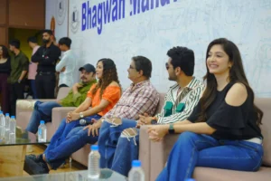 Hu ane Tu Star Cast at BMU