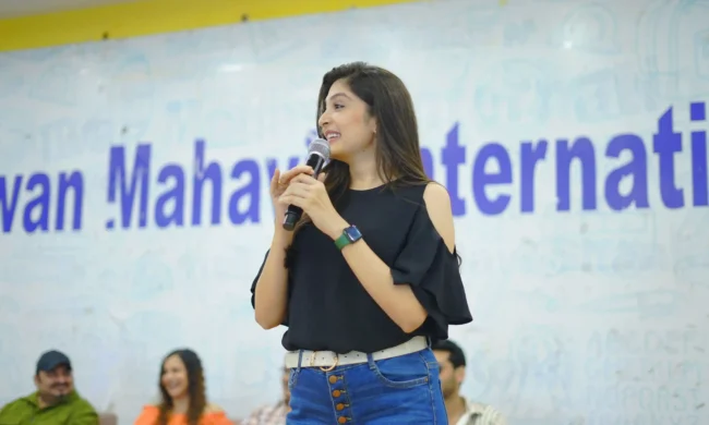 Hu ane Tu Star Cast at BMU